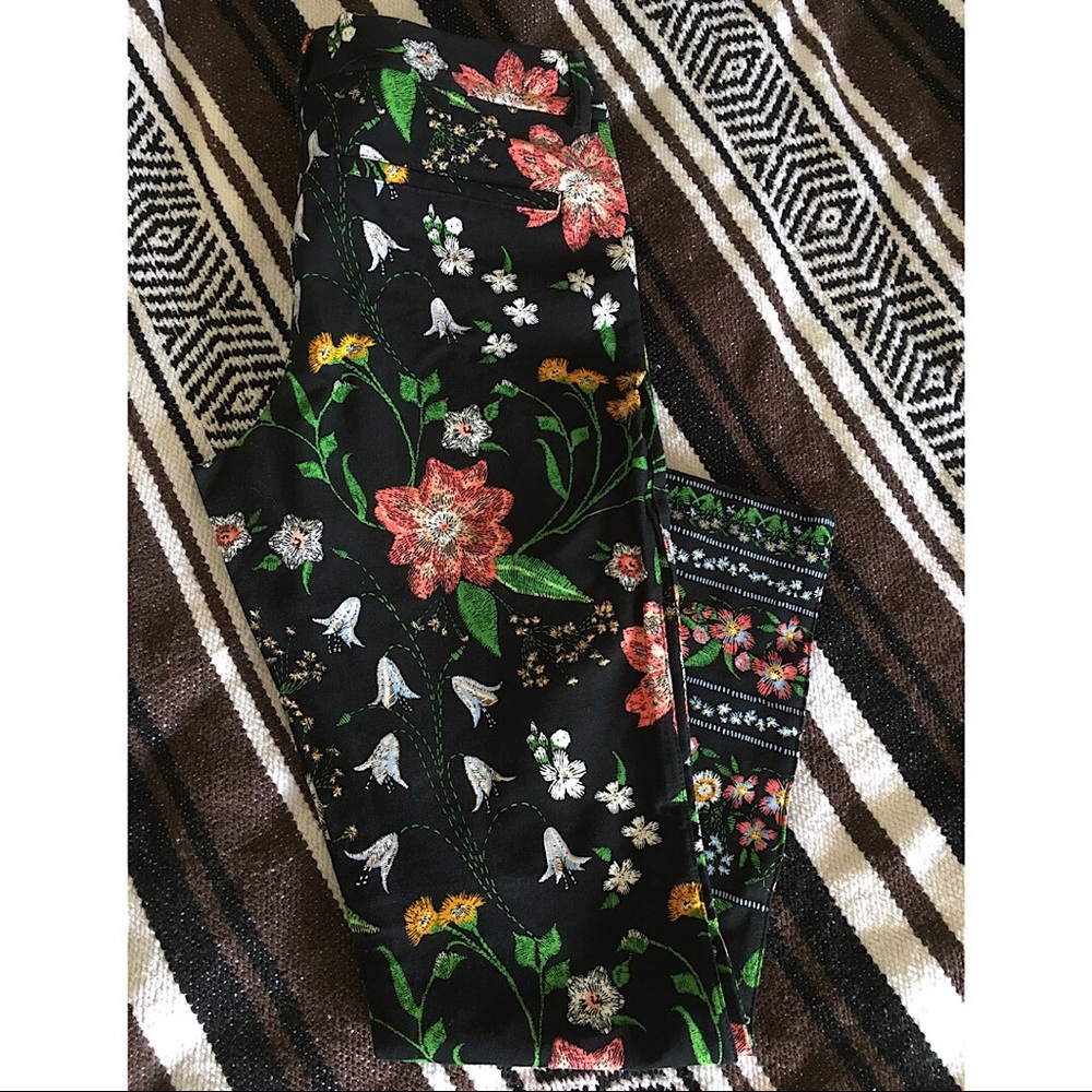 Cutesy flower pants